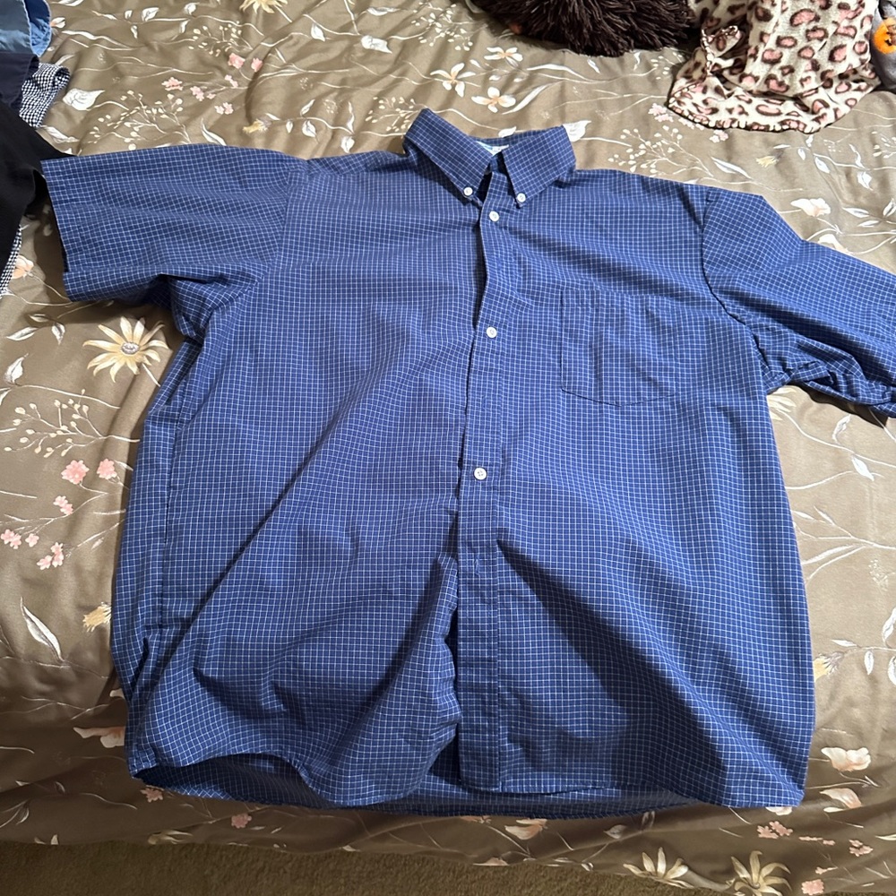 Never worn dress shirt. Come from a non smoking home.